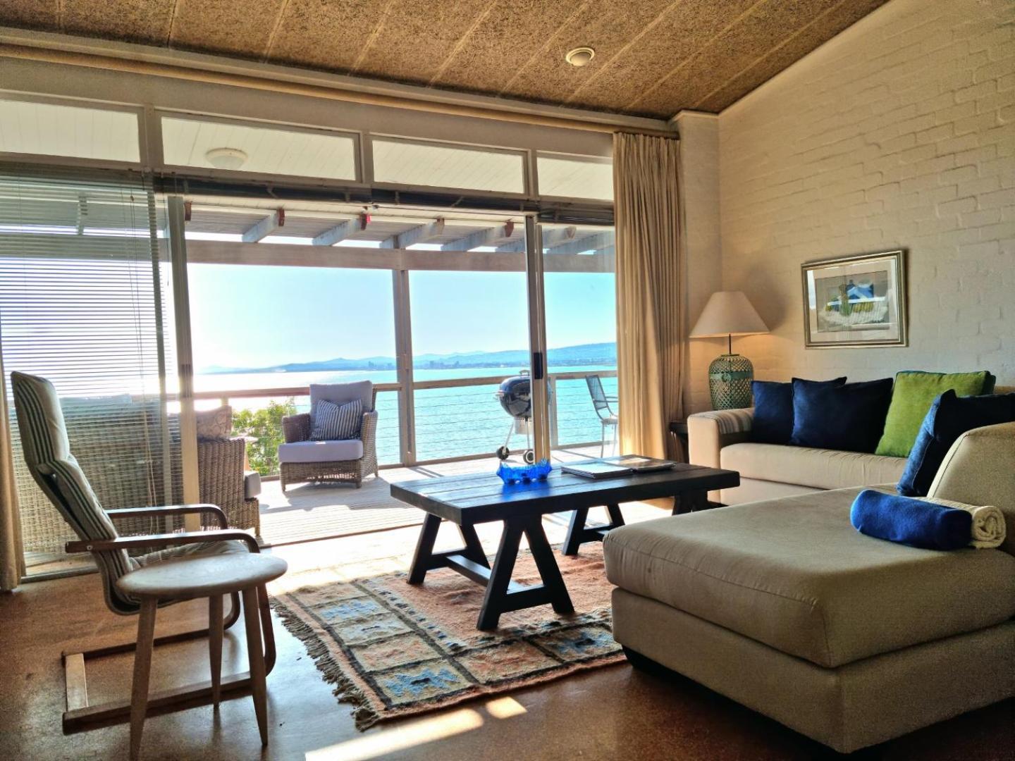 75 Protea Drive Sleeps 8 Guests
