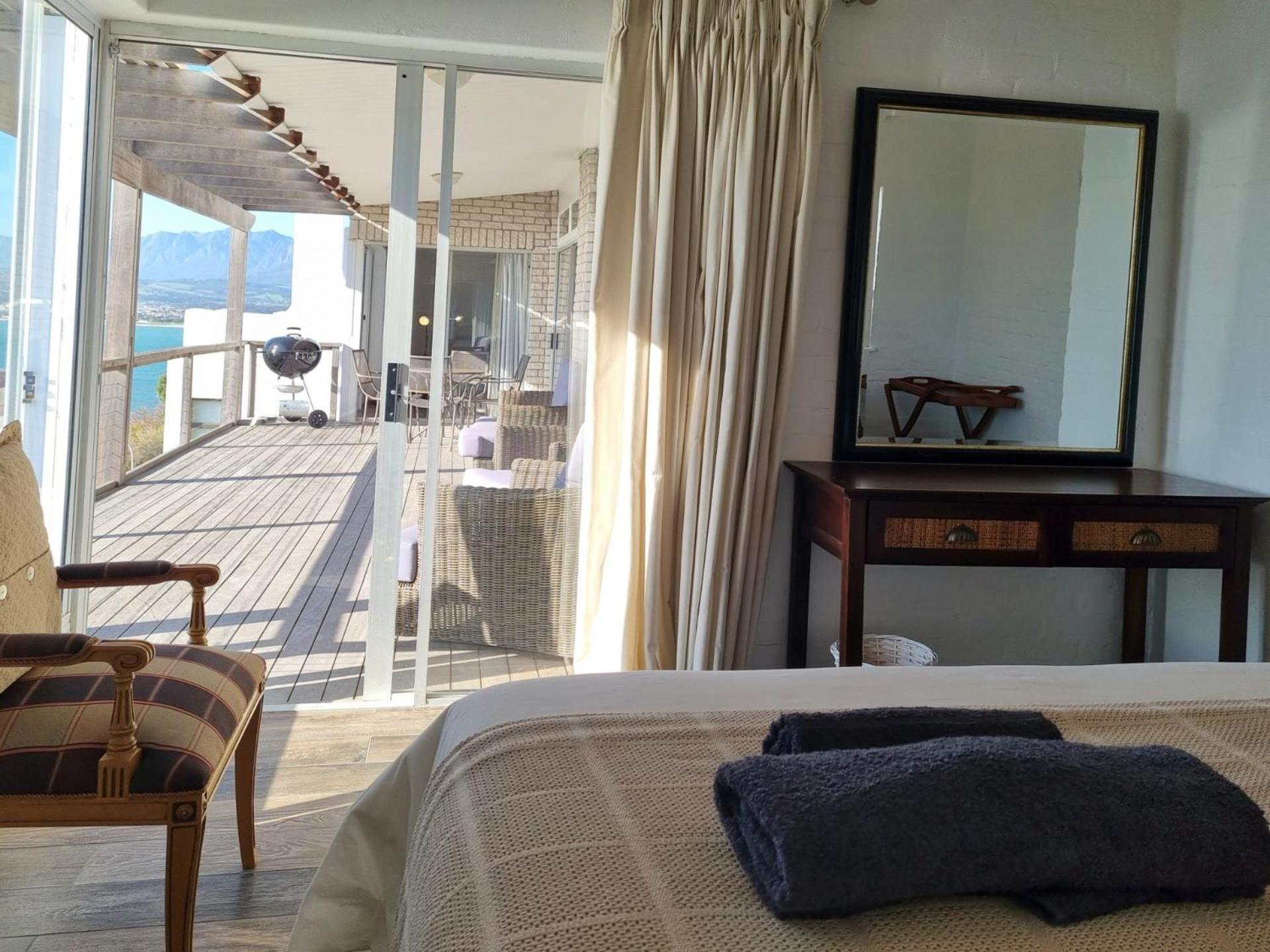 75 Protea Drive Sleeps 8 Guests * Le Cap